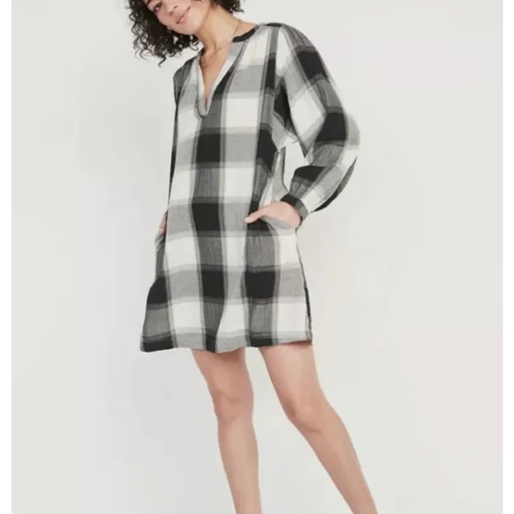 Old Navy Buffalo Check Poet Swing Mini Dress